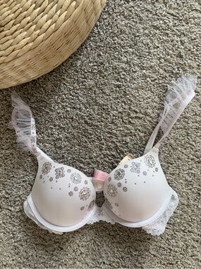 VICTORIA SECRET - “AUTHENTIC” 2016 Fashion Show Swarovski Push-Up Bra